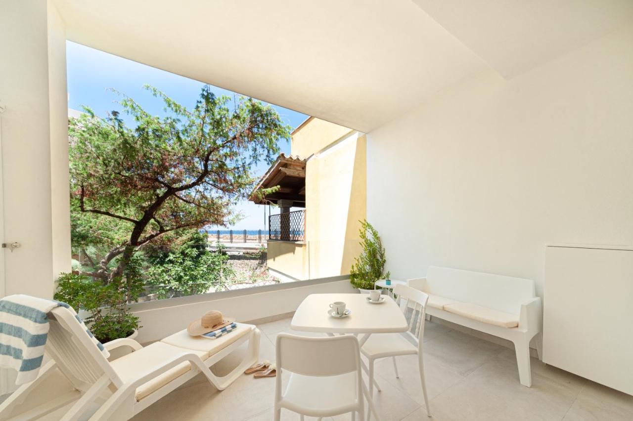 Lux B&Beach Sardvs Castelsardo Εξωτερικό φωτογραφία